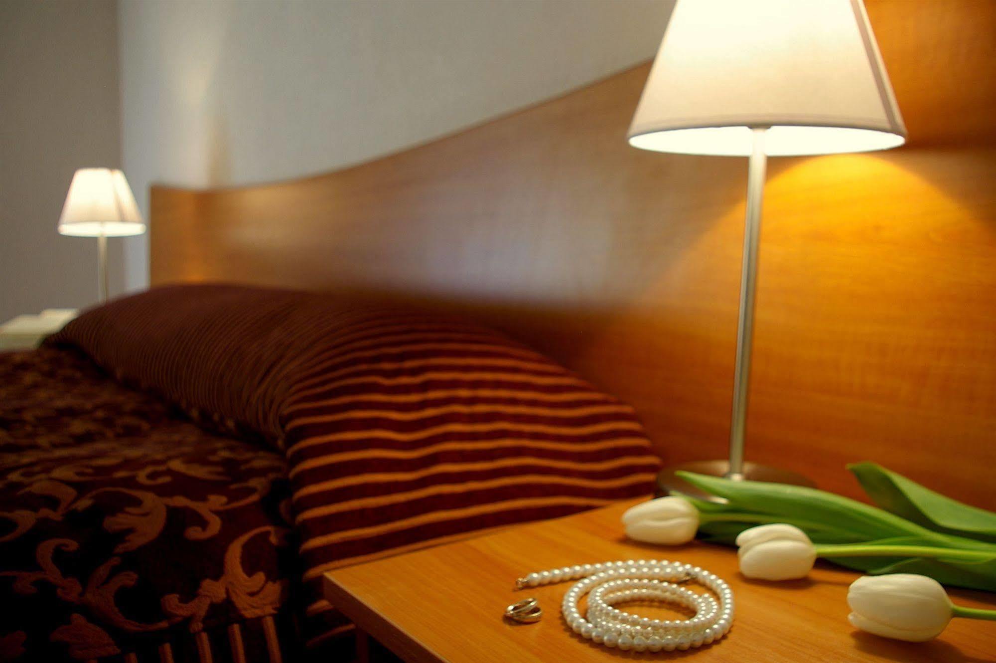Centre Hotel Каунас Экстерьер фото